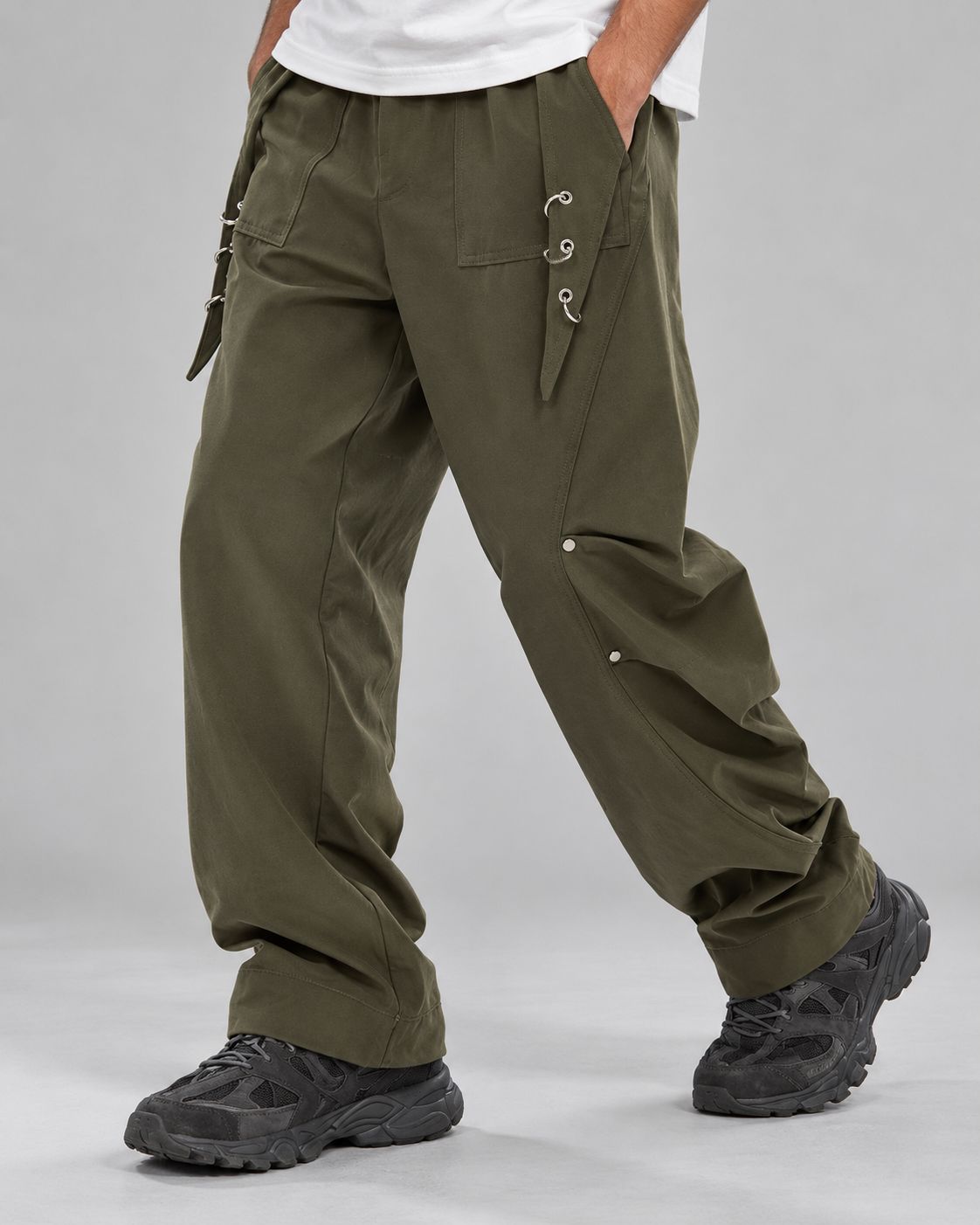 Dagger Ring Pants